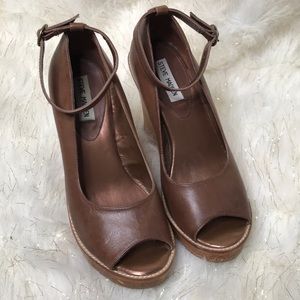 Steve Madden Brown Leather Wood Platform